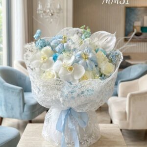 Bó Hoa Sinh Nhật Sáp Cao Cấp MM51 Phối Lưới Ren