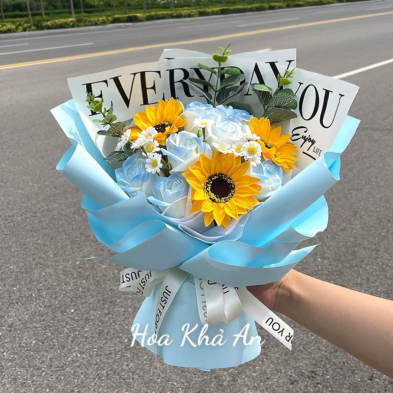 Bó Hoa Sáp Xanh Dương Mix Hướng Dương